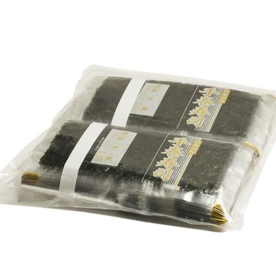 Sorteer een Knapperige Geroosterde Yaki Nori Seaweed 50 Bladenhand Rolling