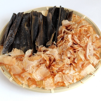 100g OEM het Japanse Vrije Additief voor levensmiddelen van de Vissenvlokken van Boniterkatsuobushi